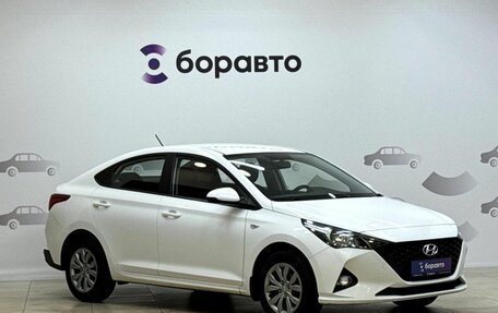 Hyundai Solaris II рестайлинг, 2021 год, 1 580 000 рублей, 3 фотография