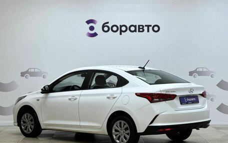 Hyundai Solaris II рестайлинг, 2021 год, 1 580 000 рублей, 6 фотография