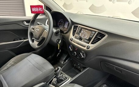 Hyundai Solaris II рестайлинг, 2021 год, 1 580 000 рублей, 10 фотография