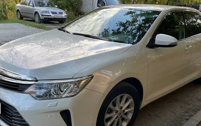 Toyota Camry, 2017 год, 1 900 000 рублей, 1 фотография