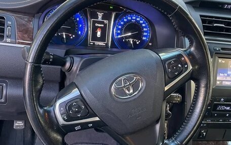 Toyota Camry, 2017 год, 1 900 000 рублей, 7 фотография