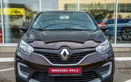Renault Kaptur I рестайлинг, 2017 год, 1 198 000 рублей, 2 фотография