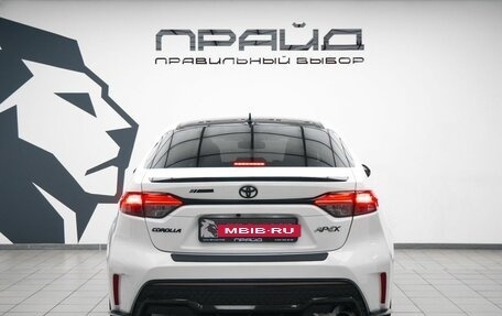 Toyota Corolla, 2021 год, 1 580 000 рублей, 4 фотография