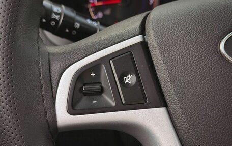 Hyundai Solaris II рестайлинг, 2012 год, 785 000 рублей, 16 фотография