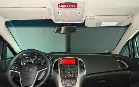 Opel Astra J, 2011 год, 675 000 рублей, 9 фотография
