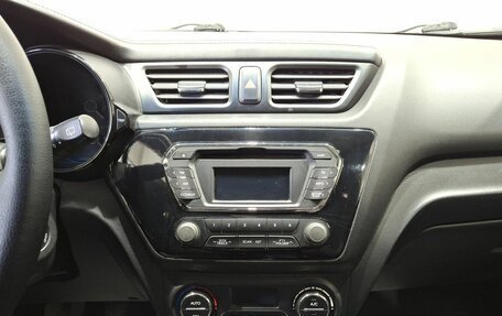 KIA Rio III рестайлинг, 2013 год, 860 000 рублей, 13 фотография