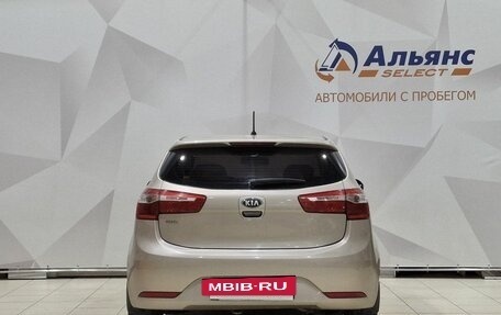 KIA Rio III рестайлинг, 2013 год, 860 000 рублей, 4 фотография