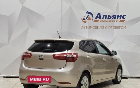 KIA Rio III рестайлинг, 2013 год, 860 000 рублей, 3 фотография