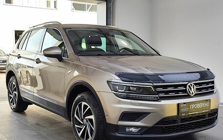 Volkswagen Tiguan II, 2018 год, 3 150 000 рублей, 3 фотография