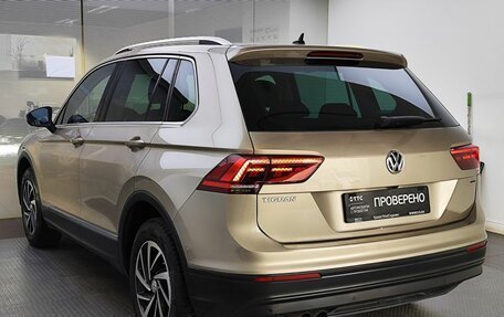 Volkswagen Tiguan II, 2018 год, 3 150 000 рублей, 8 фотография