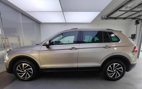 Volkswagen Tiguan II, 2018 год, 3 150 000 рублей, 10 фотография