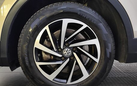 Volkswagen Tiguan II, 2018 год, 3 150 000 рублей, 22 фотография