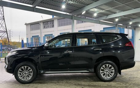 Mitsubishi Pajero Sport III рестайлинг, 2020 год, 4 349 000 рублей, 2 фотография