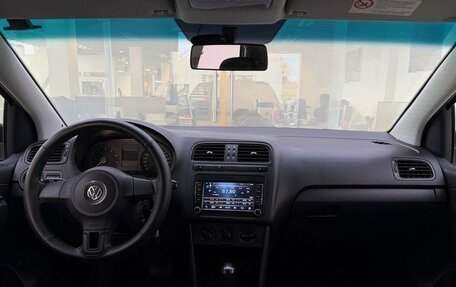 Volkswagen Polo VI (EU Market), 2014 год, 990 000 рублей, 17 фотография