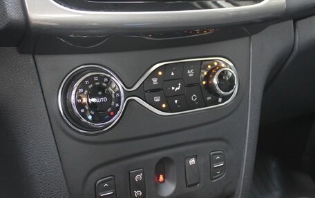 Renault Sandero II рестайлинг, 2017 год, 1 019 000 рублей, 16 фотография