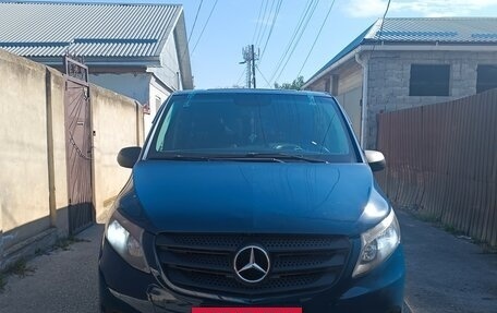 Mercedes-Benz Vito, 2018 год, 2 500 000 рублей, 11 фотография