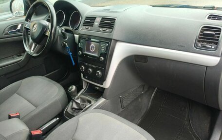 Skoda Yeti I рестайлинг, 2016 год, 1 229 000 рублей, 9 фотография