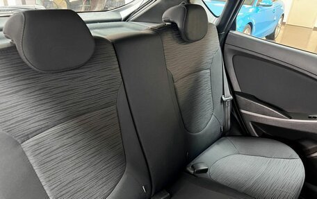 Hyundai Solaris II рестайлинг, 2015 год, 830 000 рублей, 12 фотография