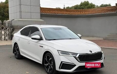 Skoda Octavia IV, 2022 год, 1 770 000 рублей, 3 фотография