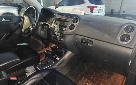 Volkswagen Tiguan I, 2010 год, 699 000 рублей, 6 фотография