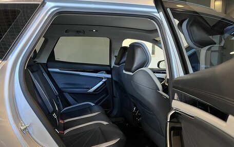 Geely Atlas, 2023 год, 2 740 000 рублей, 24 фотография