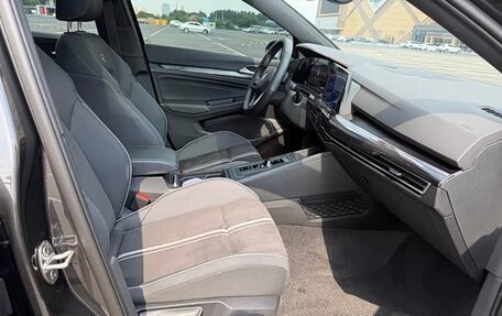 Volkswagen Golf VIII, 2021 год, 1 590 000 рублей, 7 фотография