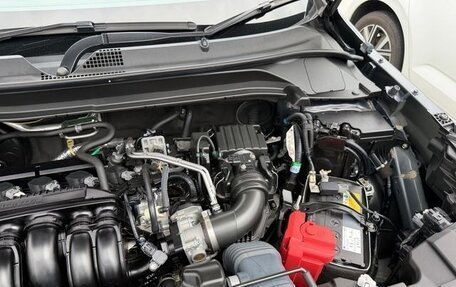 Honda Vezel, 2023 год, 1 624 911 рублей, 16 фотография