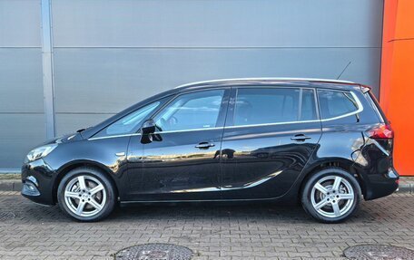Opel Zafira C рестайлинг, 2017 год, 1 499 000 рублей, 2 фотография