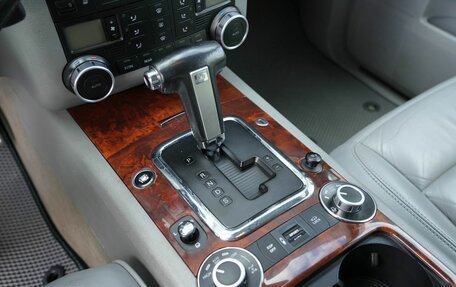 Volkswagen Touareg III, 2006 год, 780 000 рублей, 15 фотография