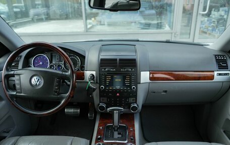 Volkswagen Touareg III, 2006 год, 780 000 рублей, 24 фотография