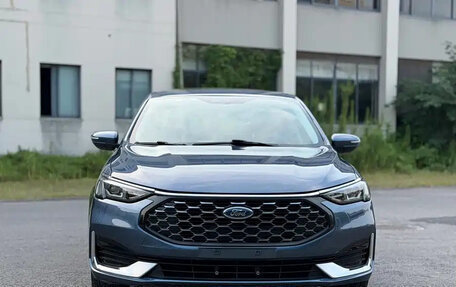 Ford Escort, 2022 год, 819 100 рублей, 2 фотография
