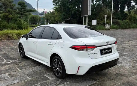 Toyota Corolla, 2022 год, 1 030 000 рублей, 4 фотография