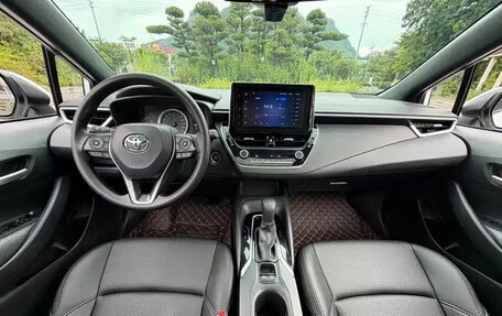 Toyota Corolla, 2022 год, 1 030 000 рублей, 8 фотография