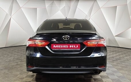 Toyota Camry, 2020 год, 1 945 000 рублей, 8 фотография