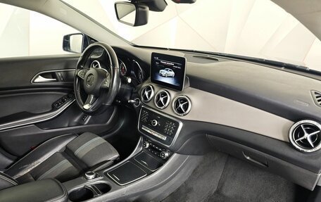 Mercedes-Benz CLA, 2018 год, 1 695 000 рублей, 13 фотография