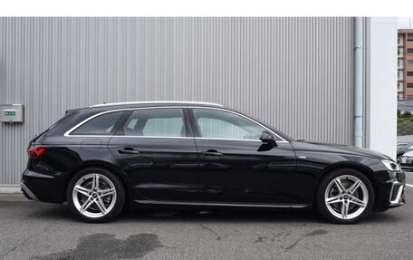 Audi A4, 2022 год, 2 250 000 рублей, 5 фотография