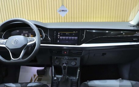 Volkswagen Passat, 2025 год, 2 000 000 рублей, 10 фотография
