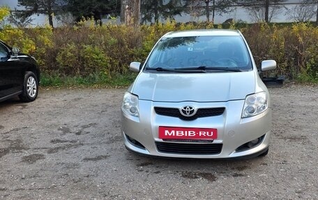Toyota Auris II, 2008 год, 690 000 рублей, 3 фотография