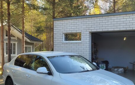Skoda Superb III рестайлинг, 2014 год, 1 350 000 рублей, 2 фотография