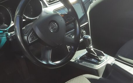 Skoda Superb III рестайлинг, 2014 год, 1 350 000 рублей, 15 фотография