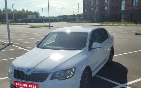 Skoda Superb III рестайлинг, 2014 год, 1 350 000 рублей, 7 фотография