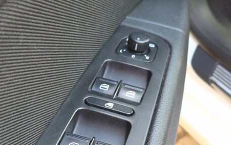 Skoda Superb III рестайлинг, 2014 год, 1 350 000 рублей, 21 фотография