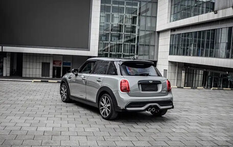 MINI Hatch, 2023 год, 1 685 000 рублей, 5 фотография