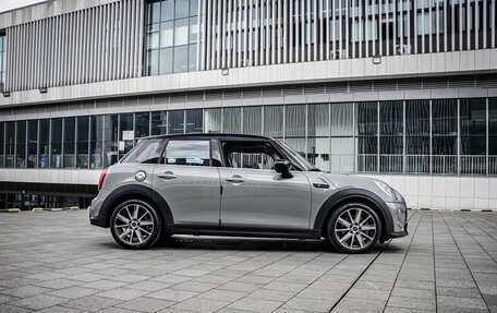 MINI Hatch, 2023 год, 1 685 000 рублей, 10 фотография