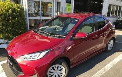 Toyota Yaris, 2023 год, 1 180 000 рублей, 1 фотография