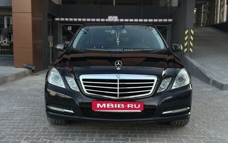 Mercedes-Benz E-Класс, 2010 год, 1 250 000 рублей, 2 фотография