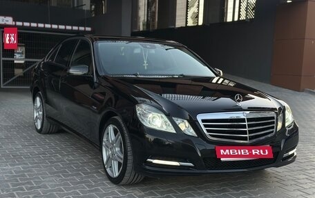 Mercedes-Benz E-Класс, 2010 год, 1 250 000 рублей, 3 фотография