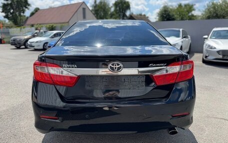Toyota Camry, 2011 год, 1 310 000 рублей, 10 фотография
