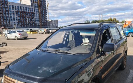 Mitsubishi Space Wagon III, 1998 год, 350 000 рублей, 2 фотография