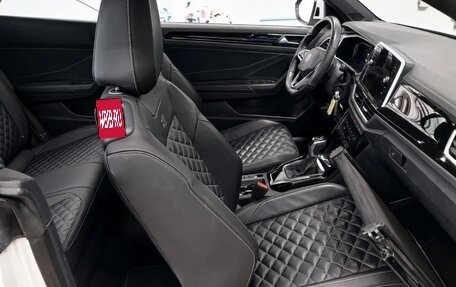 Volkswagen T-Roc I, 2023 год, 2 682 000 рублей, 5 фотография